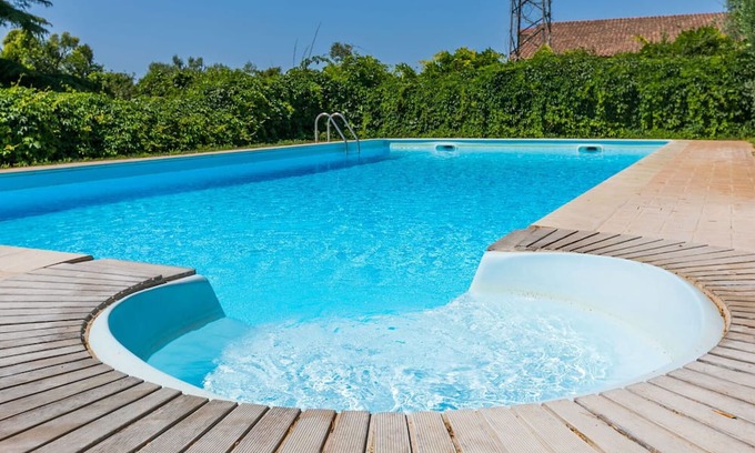Pescia Romana House | Wonderful private villa with WIFI, A/C, private pool, TV, patio, pets allowed and parking