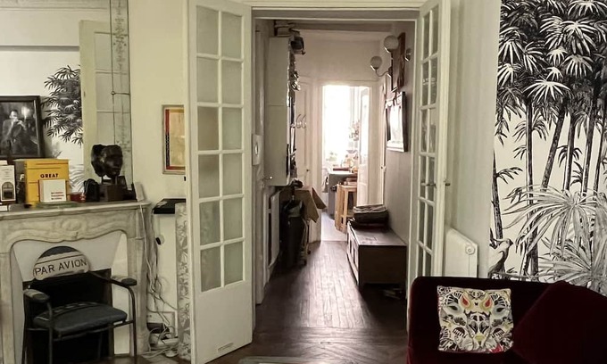 19th Arrondissement Apartment | Discover Parc des Buttes Chaumont: Family-Friendly Retreat