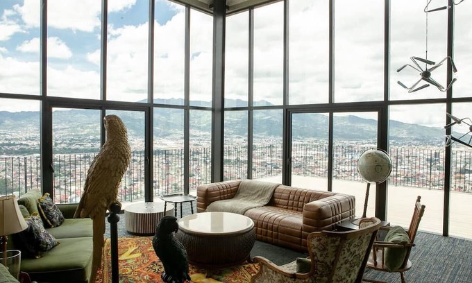 Barrio Escalante Apartment | Discover Wanderlust URBN Escalante: Spa & Breakfast Included