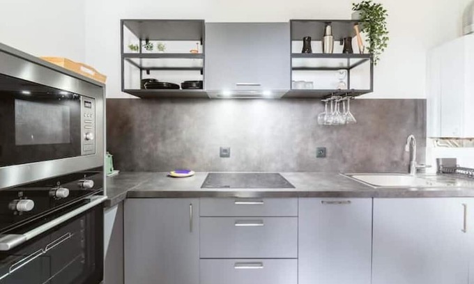 Elancourt Apartment | Cozy Garden T2 Perfect for Your JO Experience