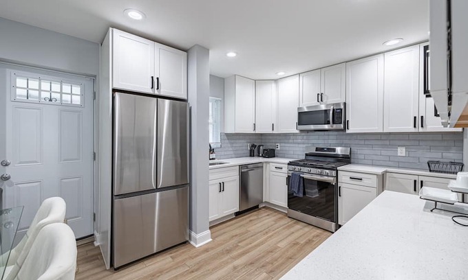 Fort Dupont House | Updated 4BR Townhome in DC - Family and Pet Friendly
