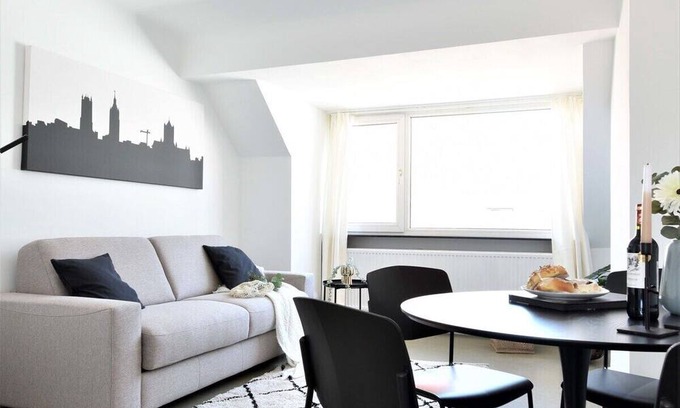 Ghent Apartment | Stylish Central Ghent Studio
