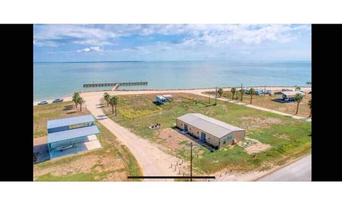 Port Lavaca Apartment | Tranquil Sunset Haven: Your Ocean View Getaway Awaits