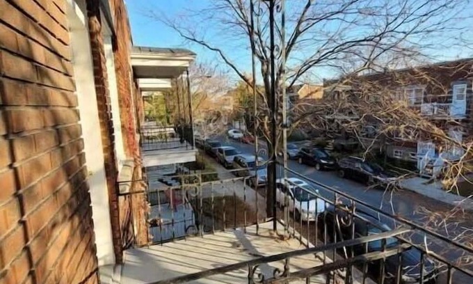 Verdun Apartment | Cozy 1 Bedroom Near Verdun Waterfront with Pool & Spa