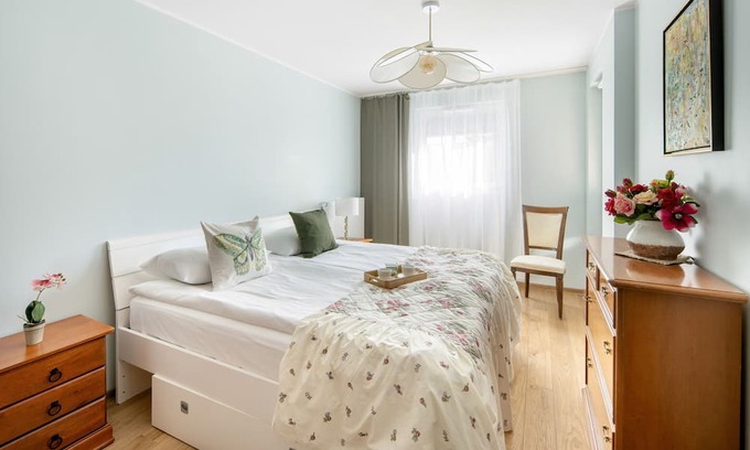 Pradnik Czerwony Apartment | Cozy 1-Bedroom Flat with Balcony in Cracow