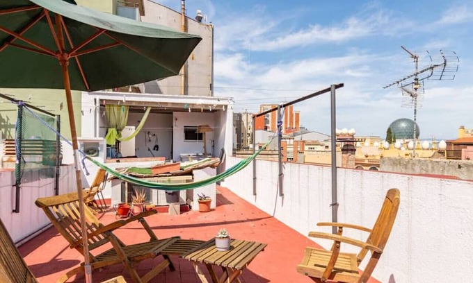 Figueres Apartment | Cozy 2BR Catalan Duplex in Figueres with Kitchen Access