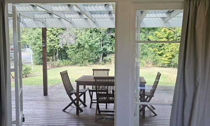 Holdens Bay House | Inviting Holden's Bay Hideaway with Breakfast & Family Amenities
