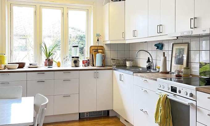 Hoganas House | Spacious 9-Person Holiday Home in Höganäs with Breakfast