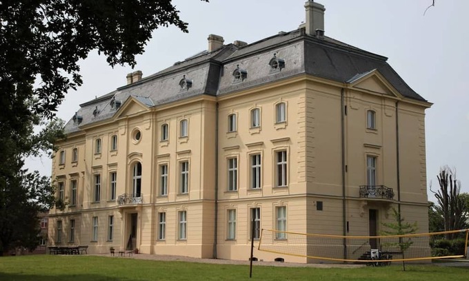 Muncheberg Apartment | Family-Ready Apartment Gustl - Your Home Away from Home