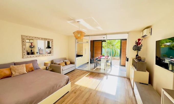Tahiti Apartment | Beachside Apartment with Pool and Spa, Steps from Essentials