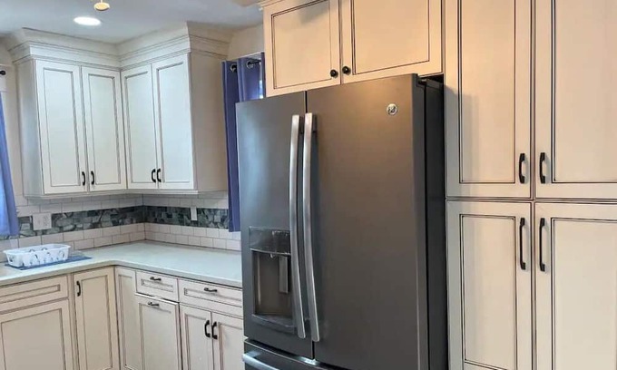 Wildwood House | Family-Friendly Retreat by the Bay for Memorable Getaways