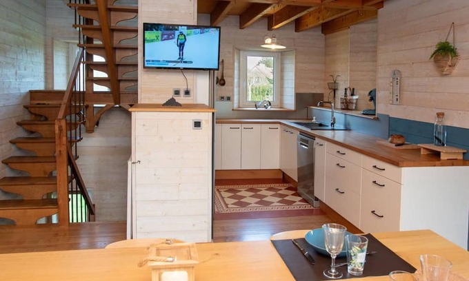 Poilley Cottage | Cozy Gite Poilley: Ideal for Families with Spa & Kitchen