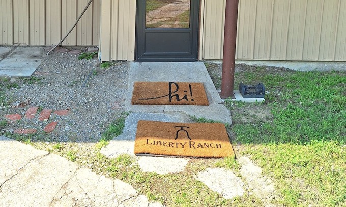 Pawhuska Other | All 3 houses for 1 nightly rate! Close to Pioneer Woman's Mercantile!