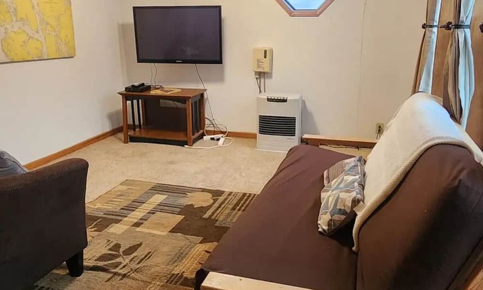 Craig Apartment | Modern Apartment Retreat in Craig, Alaska for Families