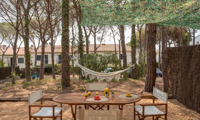 Calella de Palafrugell Apartment | Family-Friendly Ground Floor Apartment at Casa Marea