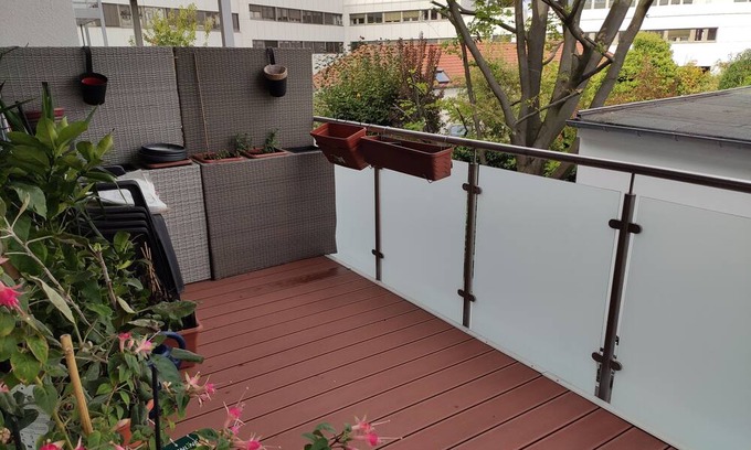 Ruettenscheid Condo | Ideal City Apartment Near Gruga for Small Groups