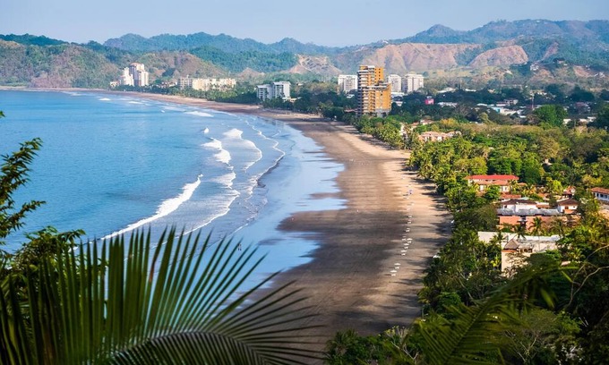 Jaco Apartment | Villa Encanto: Serene Jungle & River Views in Jaco