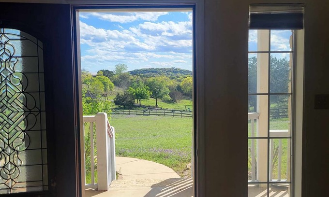 Boerne House | Private Gated Country Estate on 3.5 Acres - Guest Rated 10/10
