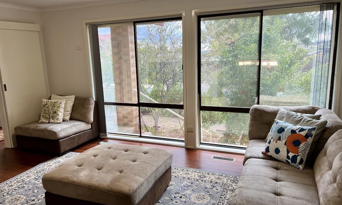 McKellar House | Tranquil 4-Bedroom Retreat with Spa and Pet-Friendly Perks