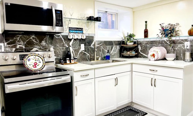 New Hartford Apartment | Cozy Basement Apartment in the Heart of New Hartford