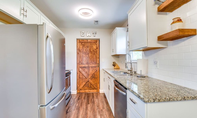 Clemson Cottage | Pet-Friendly Clemson Cottage Near University - Guest Rated 9.8