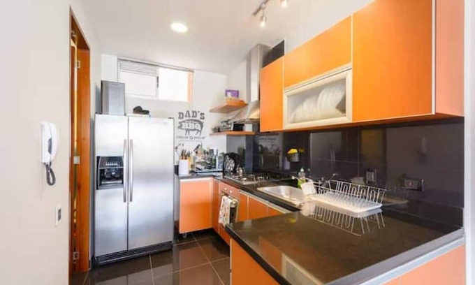Calle 100 Apartment | Elegant Chicó Norte Apartment Near Park, Perfect for Families