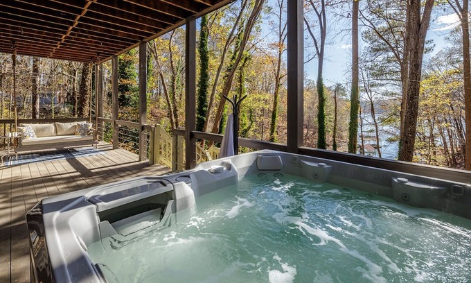 Gainesville Cabin | Exclusive Lake Home Retreat with Spa and Hot Tub Amenities