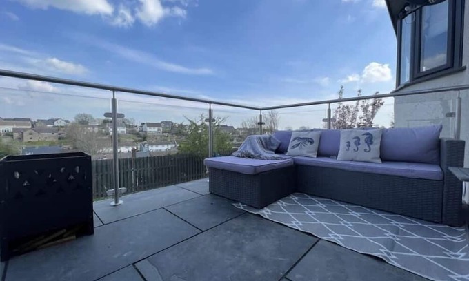 Bridgend House | Orchard Lodge - Premier Oceanfront Retreat with Spa