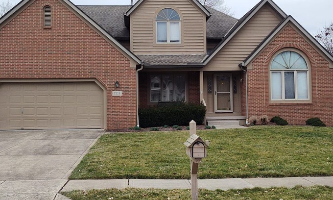 Reynoldsburg House | Ideal Reynoldsburg Ohio Home with Garage and Breakfast Offer