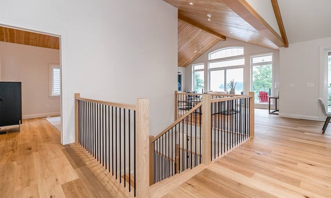 Muskoka Lakes House | Villa 11 4 bed - 4 bath