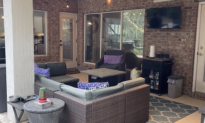 Palm Valley House | Spacious 5-Bedroom Getaway Near TPC Sawgrass and Pool Access
