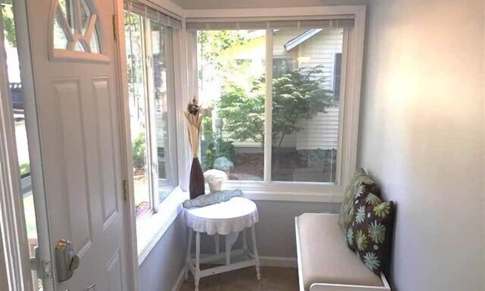 Elk Rapids Cottage | Charming Elk Rapids Cottage Near Horse Show & Pool Access