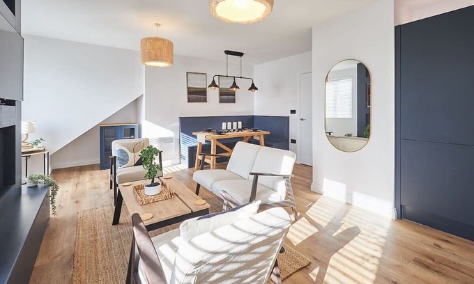Heworth Apartment | Family-Friendly Apartment 4 on Fourth Avenue Awaits You