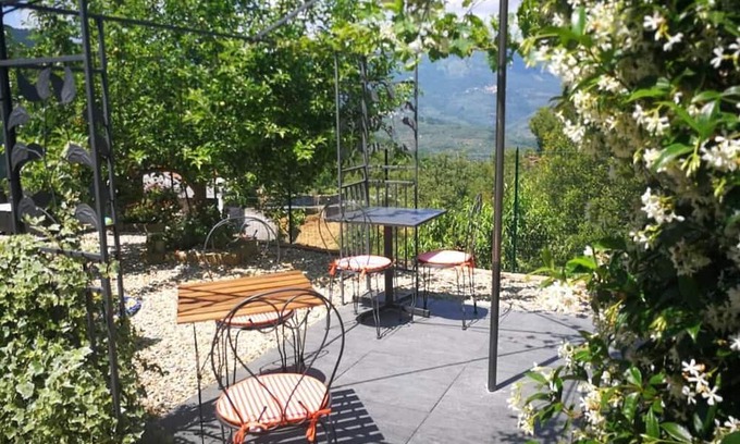 Lucinasco House | agriturismo nonni devia