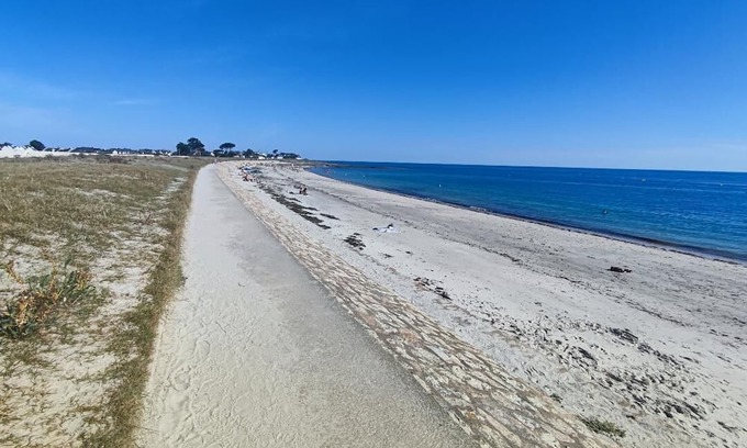 Saint-Jacques House | Cozy Mobile Home with Oceanfront Views in Family-Friendly Camp