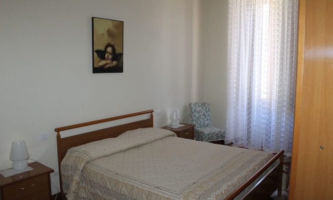 Pacentro Bed & Breakfast | Budget-Friendly B&B San Marco with Breakfast & Family Amenities