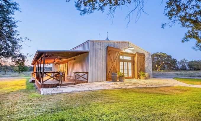 Lampasas Other | Serene Farmhouse Retreat with Scenic Views and Family Amenities
