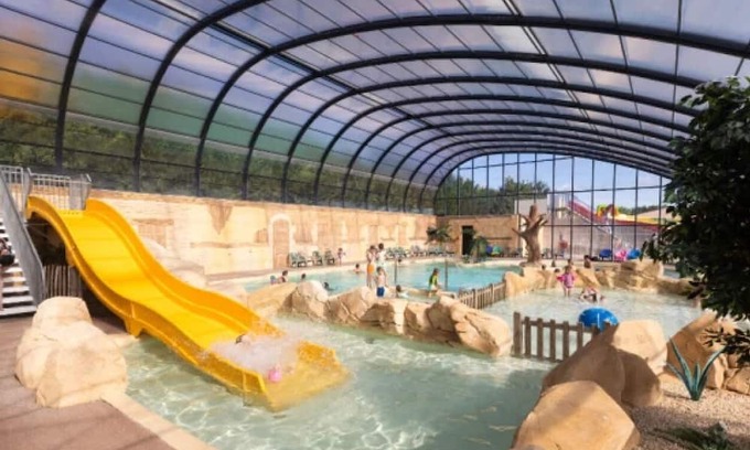 Saint-Julien-des-Landes House | Experience 5-Star Camping with Pool and Spa Amenities