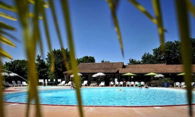 Rocamadour Ski Chalet | Cozy Chalet with Pool and Pet-Friendly Amenities