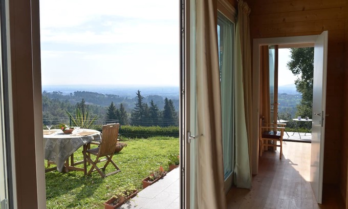 Montecarlo Apartment | Cozy Casina di Legno near the Medieval Borgo of Montecarlo