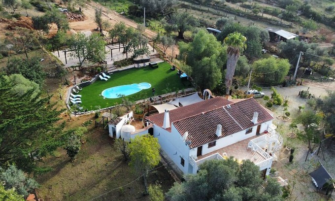 Porches Cottage | Quinta Algarve for Groups with Private Pools & Spa Amenities