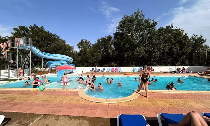 Saint-Denis-du-Payre House | Cozy Mobile Home at Camping O Beau Laurier for 5-7 Guests