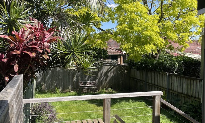 Ashfield Villa | Relaxing One Bedroom Villa, Perfect for Families Near CBD