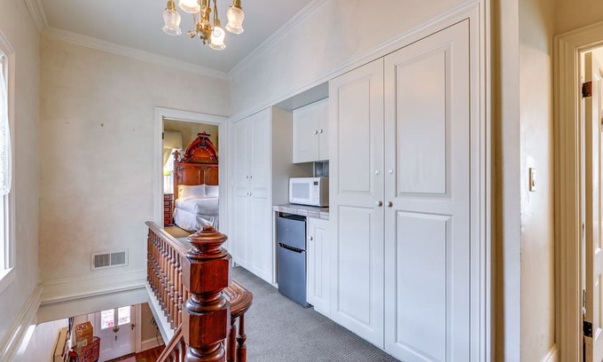 Sutter Creek Villa | Inviting Home in Sutter Creek - Walk to Wineries & More!