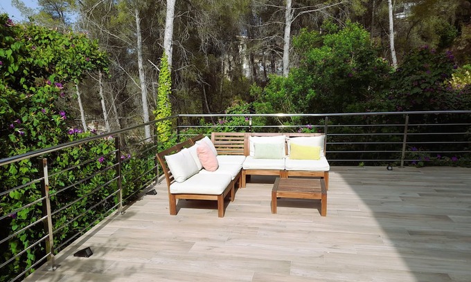 Olivella Villa | Villa Reina Avril: Terraces Surrounded by Nature and Comfort