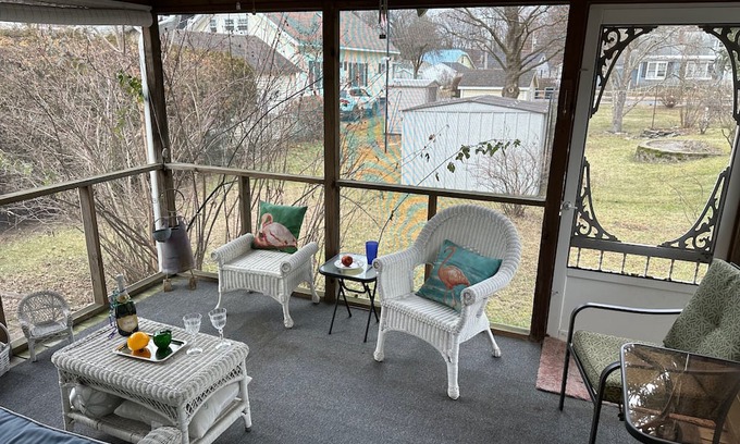 Glens Falls House | Top-Rated Saratoga Track Rental with Spa and Kitchen Access
