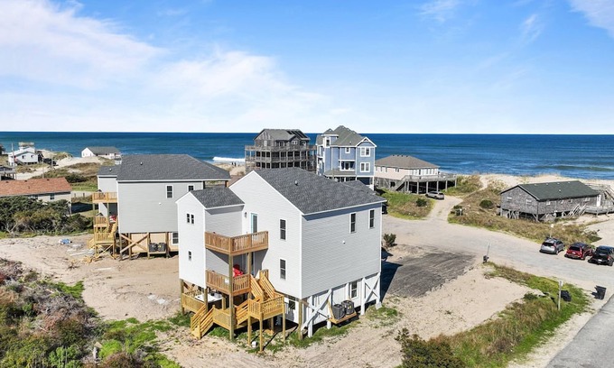 Rodanthe House | Relax with Ocean Views and Pet-Friendly Comfort on Hatteras