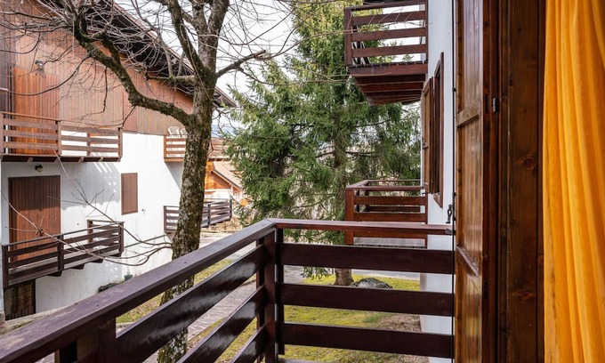 Cesuna di Roana Apartment | Cozy Apartment 'Home Sweet Home' with Balcony & Mountain View