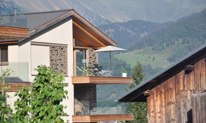 Vattiz Apartment | Discover CASA LUMNEZIA: Perfect for Families and Relaxation