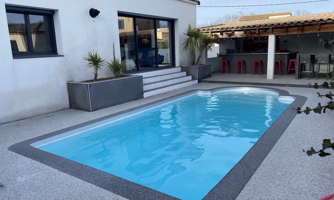 Le Cailar Villa | Villa Fadoline in Camargue - Family-Friendly Retreat